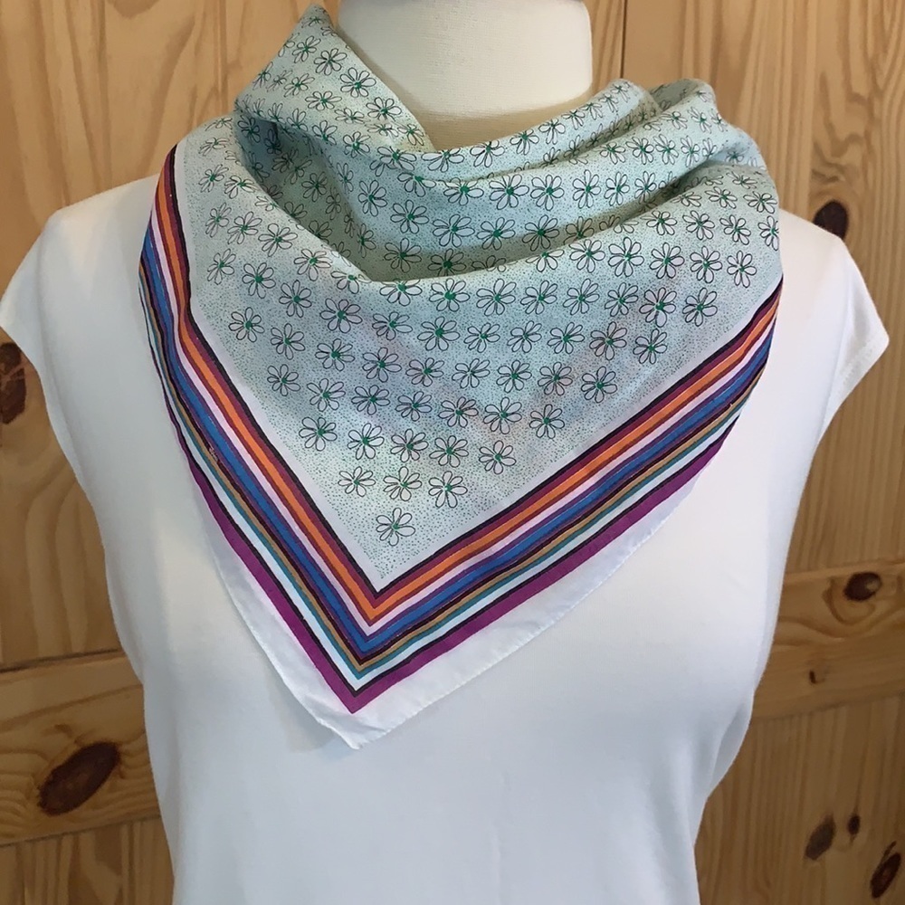 Bullocks Vintage 60’s/70’s Made Italy Cotton Scarf 22” x 22” Daisy‌‌‌‌